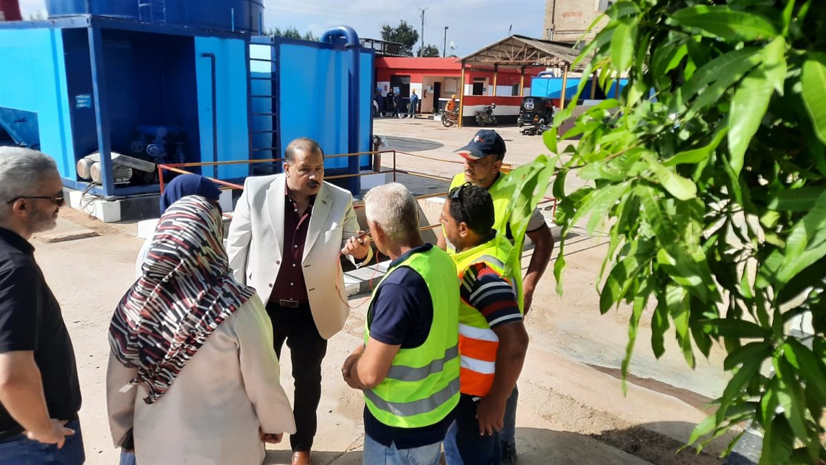 م. مجدي عطا الله يتابع العمل في محطات المياه