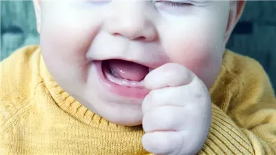 أعراض التسنين عند الأطفال 