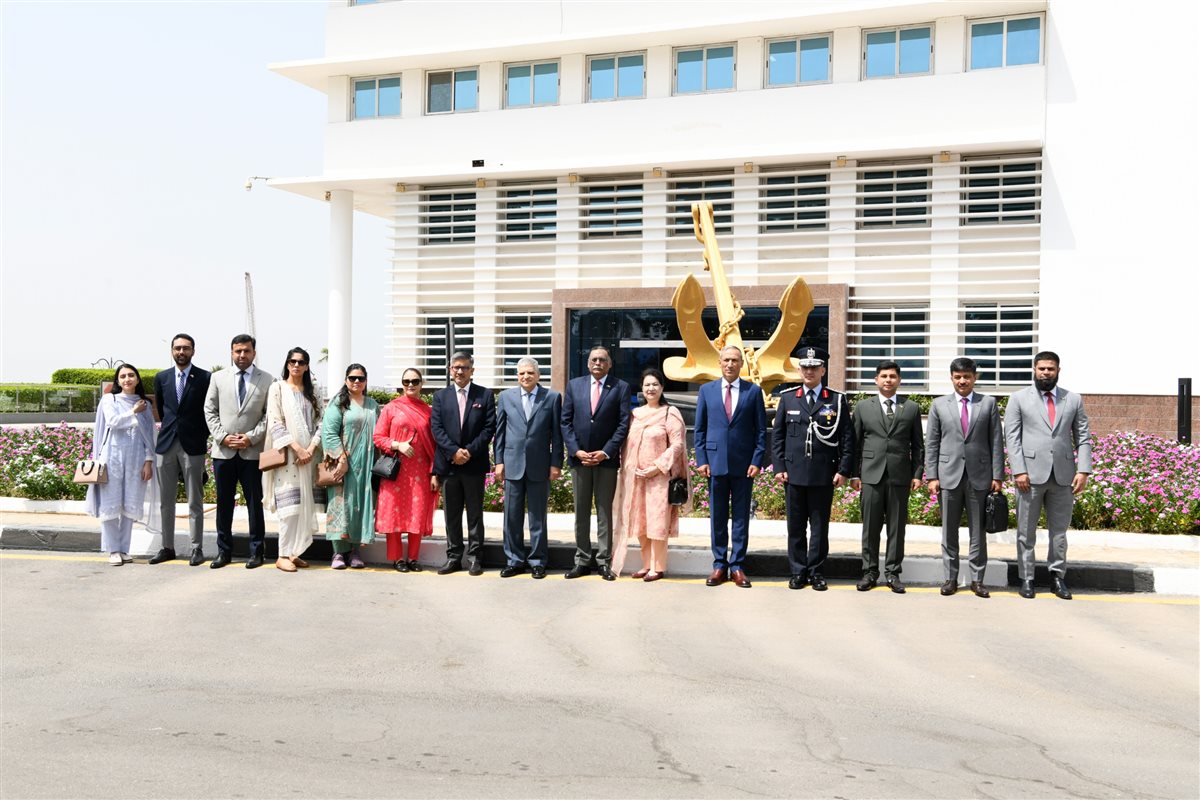 جانب من اللقاء، فيتو