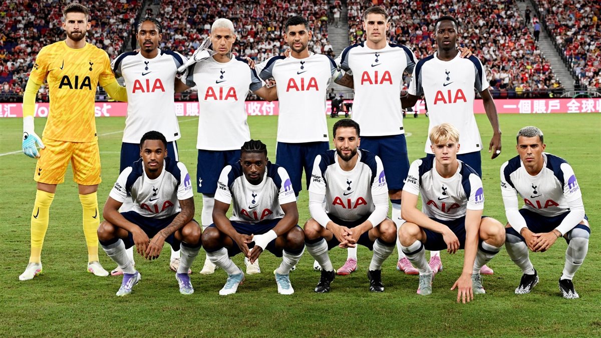 فريق توتنهام، فيتو