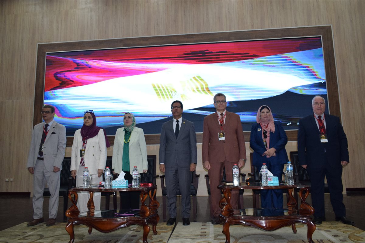 بحضور الف طب بنها بنها تختتم مؤتمرها السنوي،فيتو