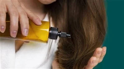 حمام زيت طبيعي للعناية الأسبوعية بالشعر 