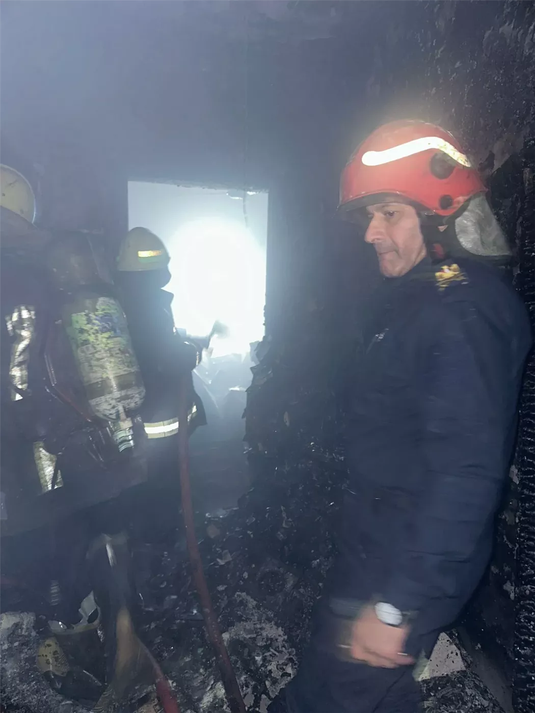 حريق مخزن أدوات صحية بالازبكية