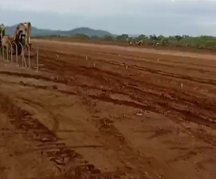 مكان مكشوف للطائرات الصغيرة، فيتو