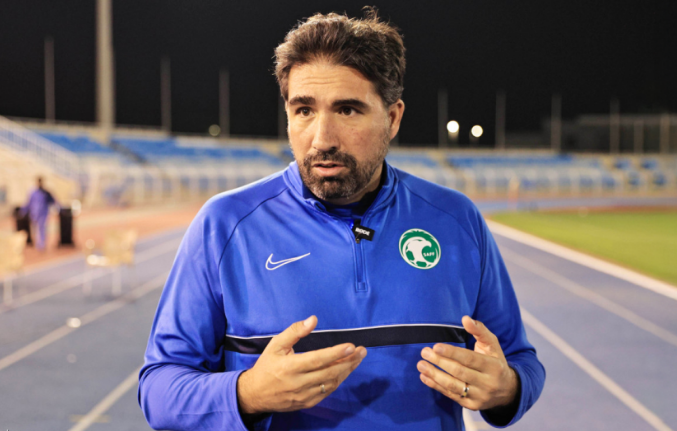 مانويل نافارو رئيس لجنة الحكام في الاتحاد السعودي، فيتو