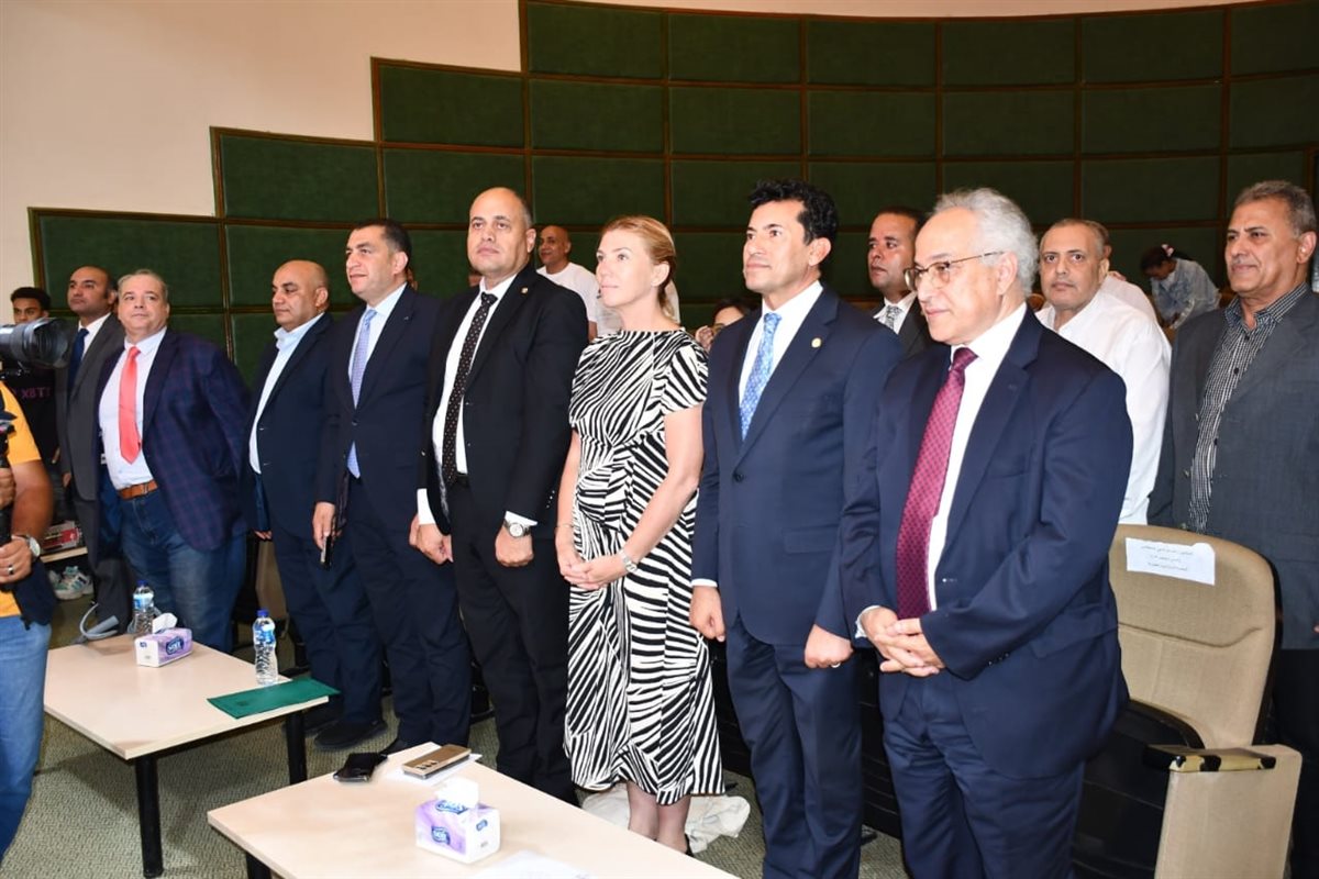 وزير الشباب والرياضة يشهد  مؤتمر الإعلان عن بطولة العالم لرفع الأثقال البارالمبية