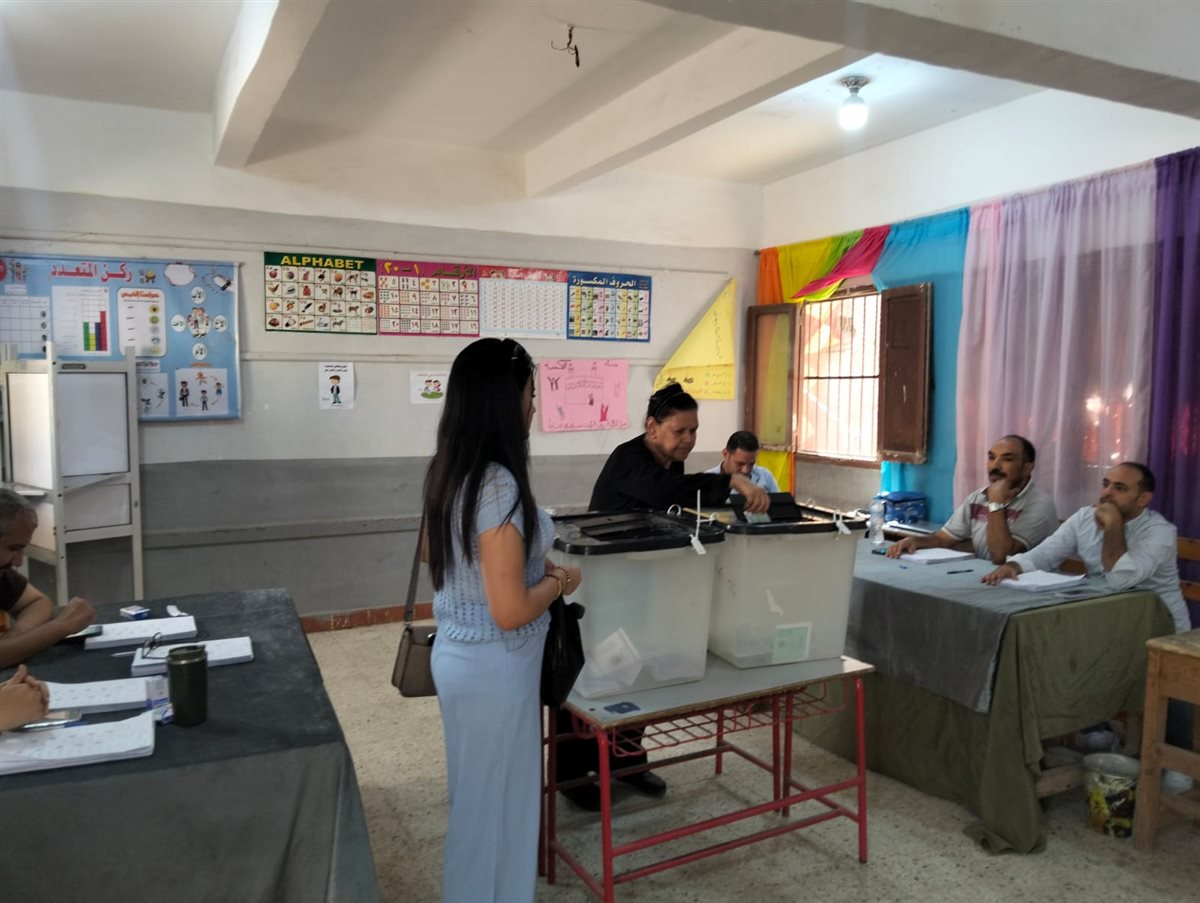 جانب من عمليات التصويت بلجان الإسماعيلية، فيتو