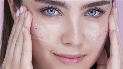 قناع طبيعي لتقليل إفراز الدهون بالبشرة