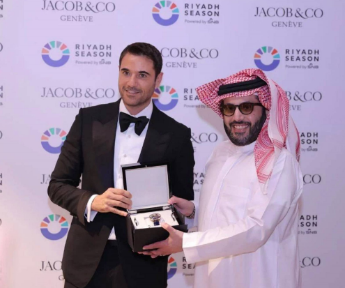 أحمد عز وتركي آل الشيخ في موسم الرياض، فيتو