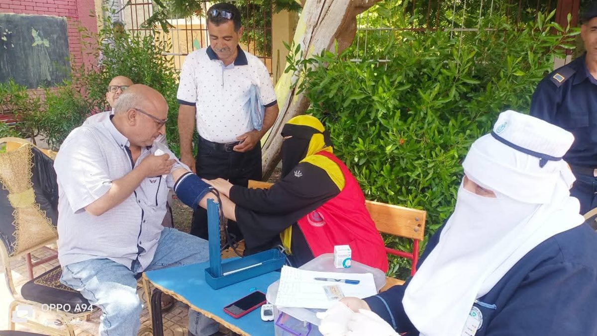 جانب من تابعة التأمين الطبي، فيتو