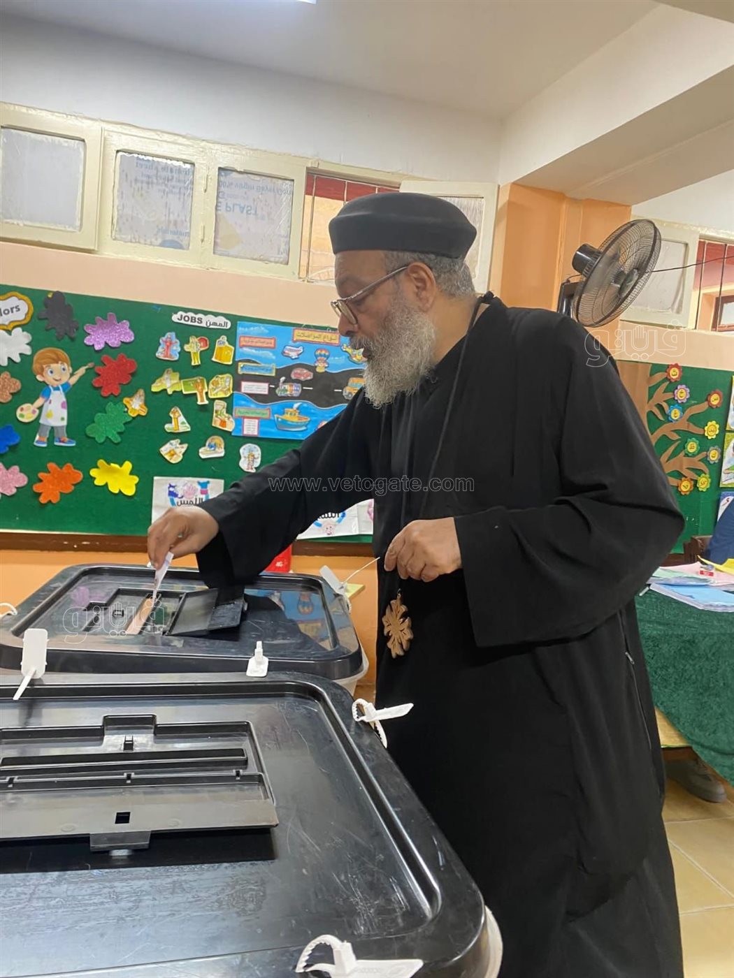 كهنة بورسعيد يدلون بأصواتهم الانتخابية، فيتو