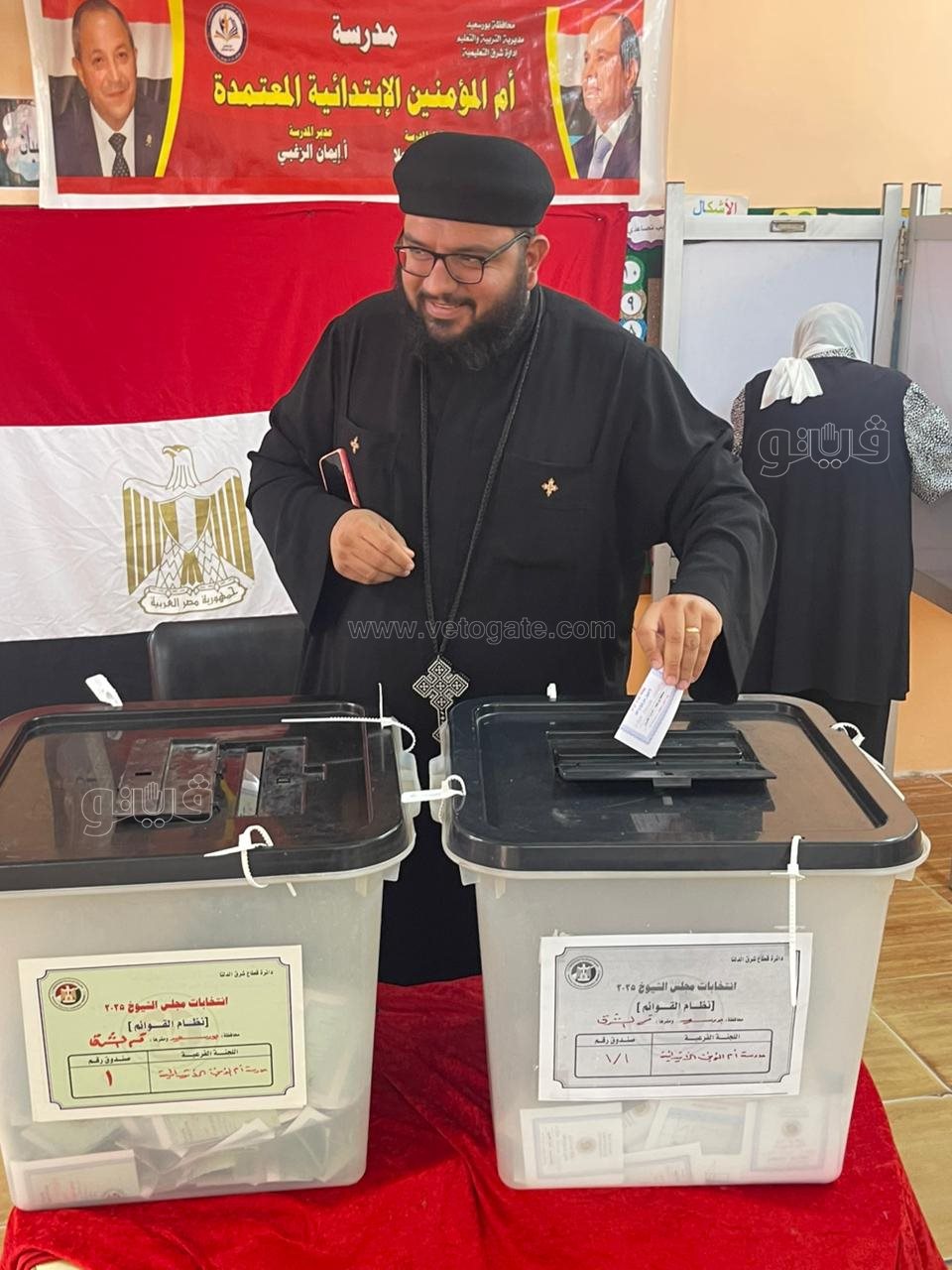 كهنة بورسعيد يدلون بأصواتهم الانتخابية، فيتو