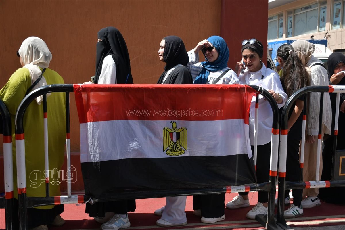 امام مقرات اللجان الانتخابية ببورسعيد، فيتو