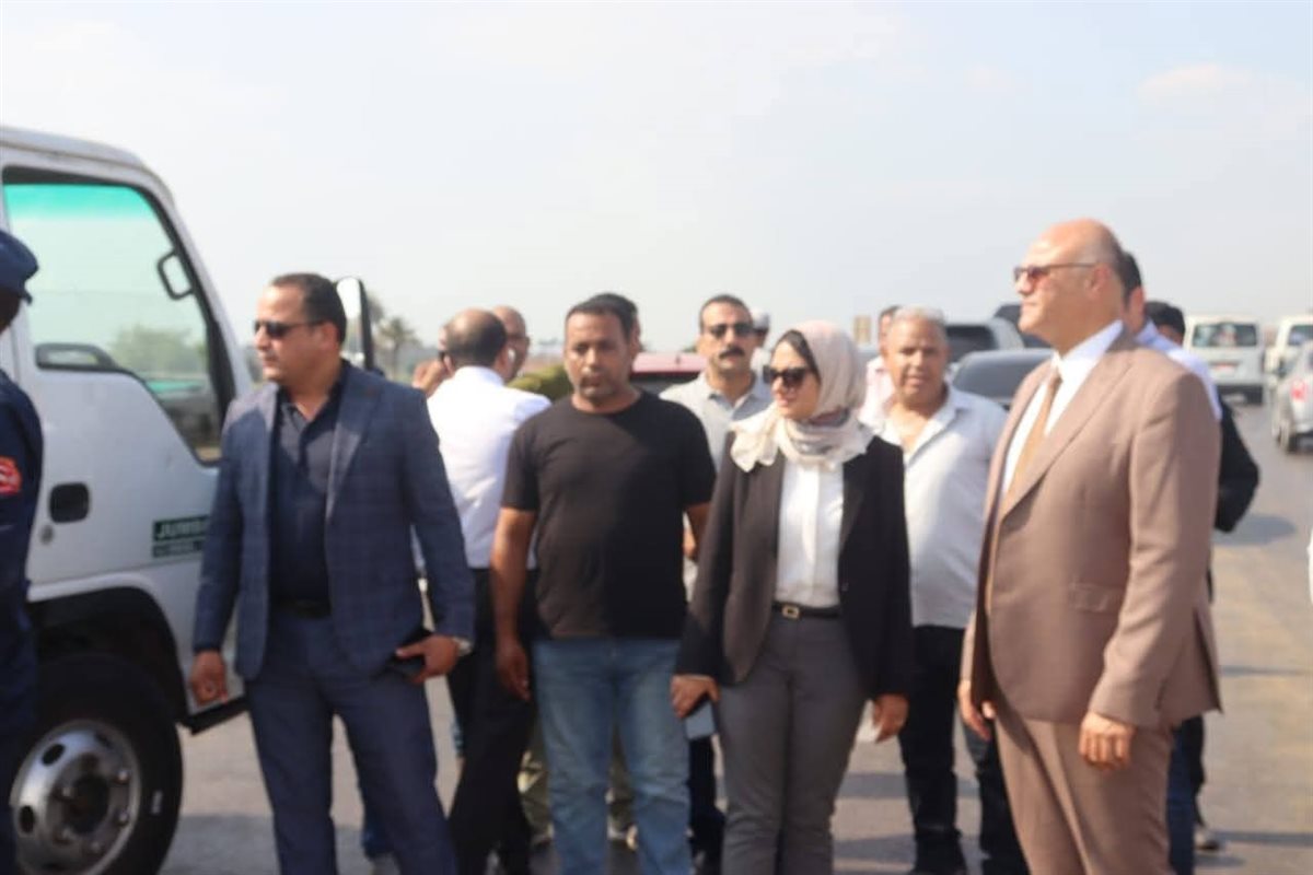 انقلاب سيارة نقل محملة الاعلاف بشبرا بنها الحر،فيتو