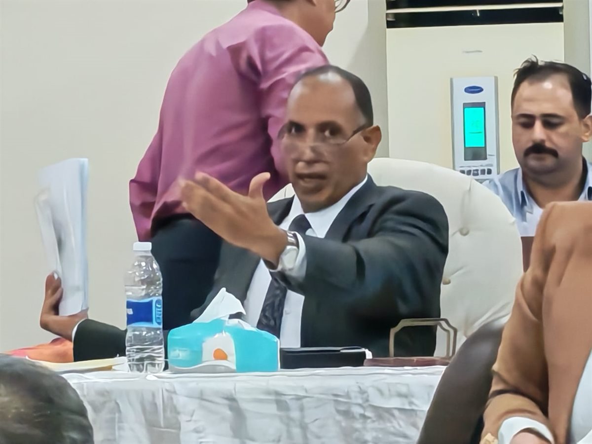 جانب من أعمال الفرز باللجنة، فيتو