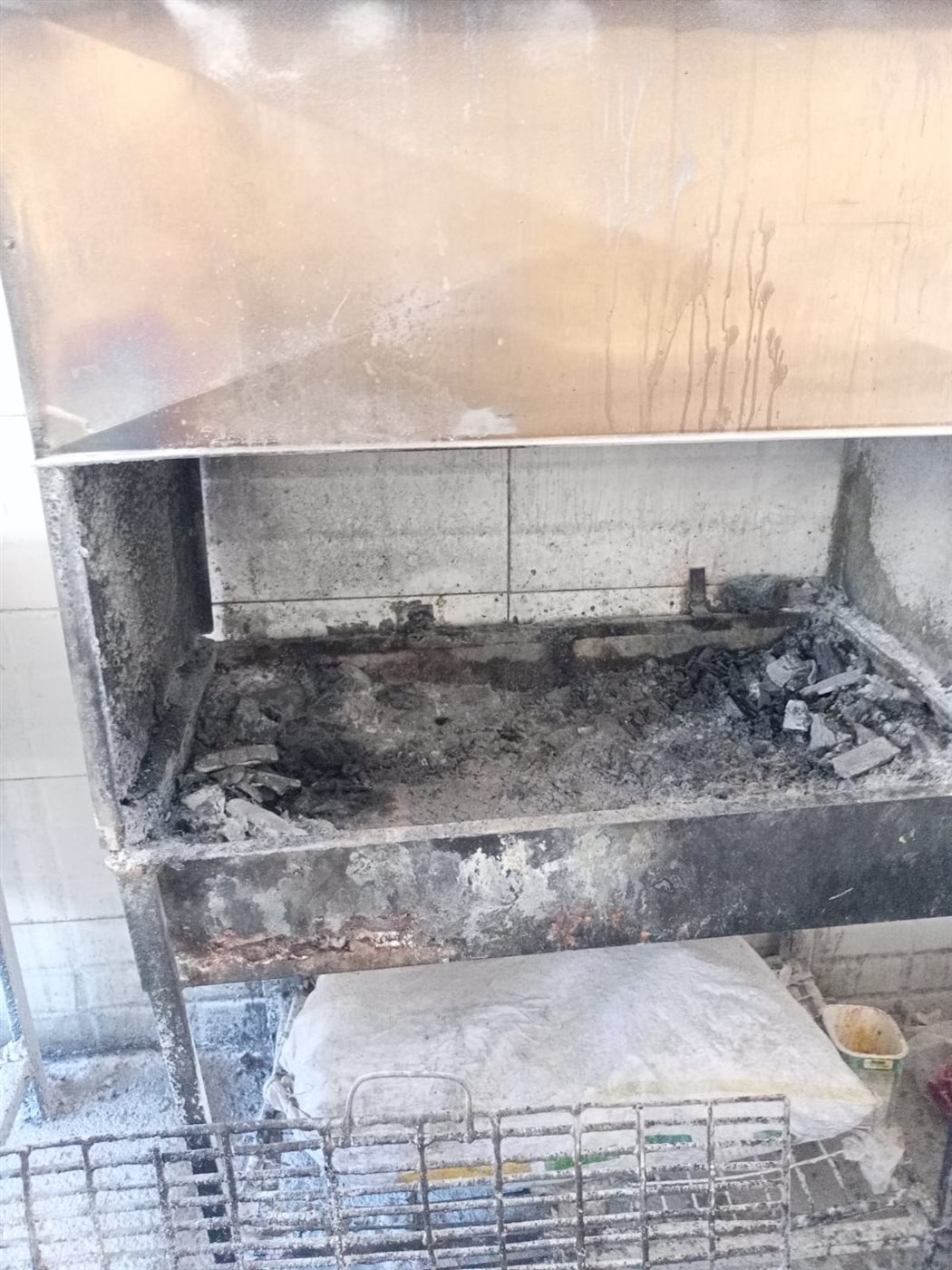 السيطرة علي حريق بمطعم بشبرا الخيمة،فيتو