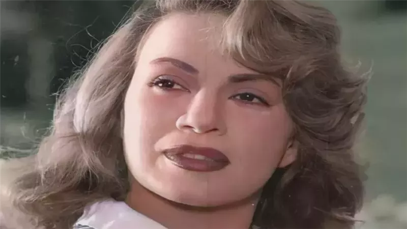 الجميلة الشقراء هند رستم