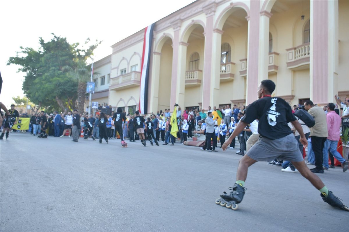 جانب من العروض، فيتو