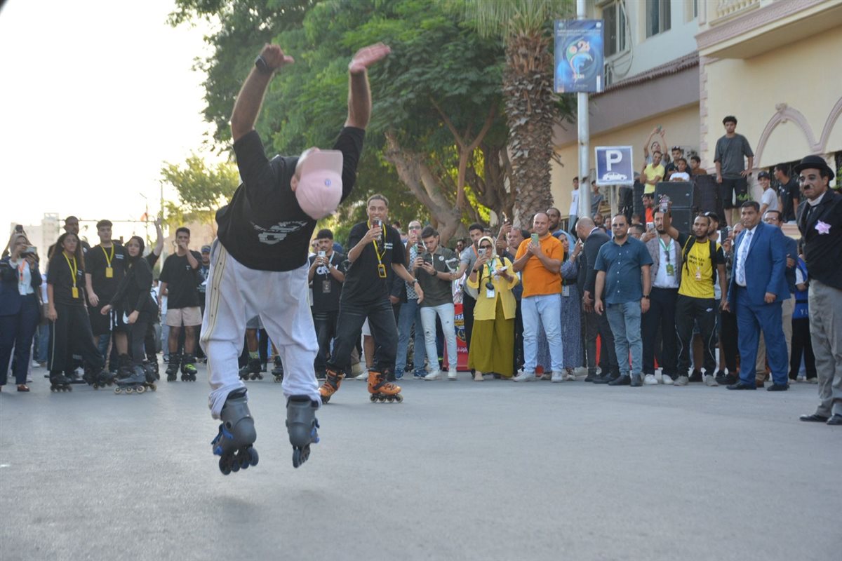 جانب من العروض، فيتو