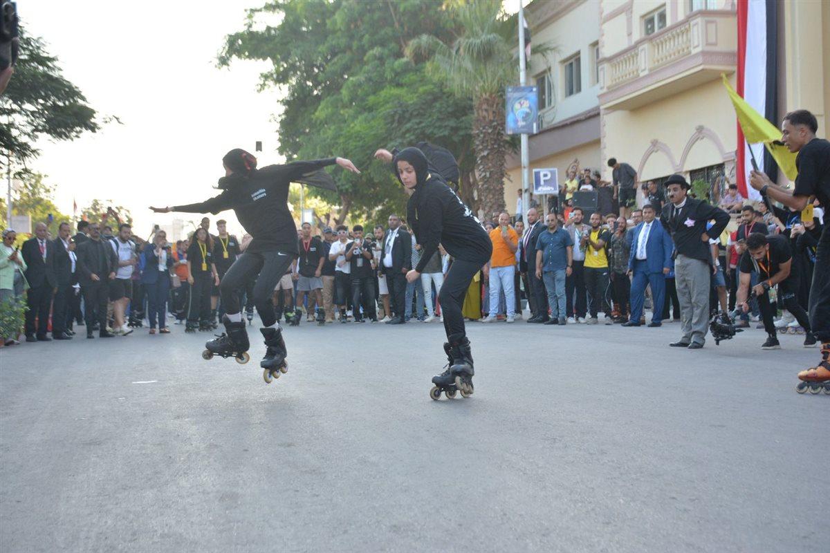 جانب من العروض، فيتو