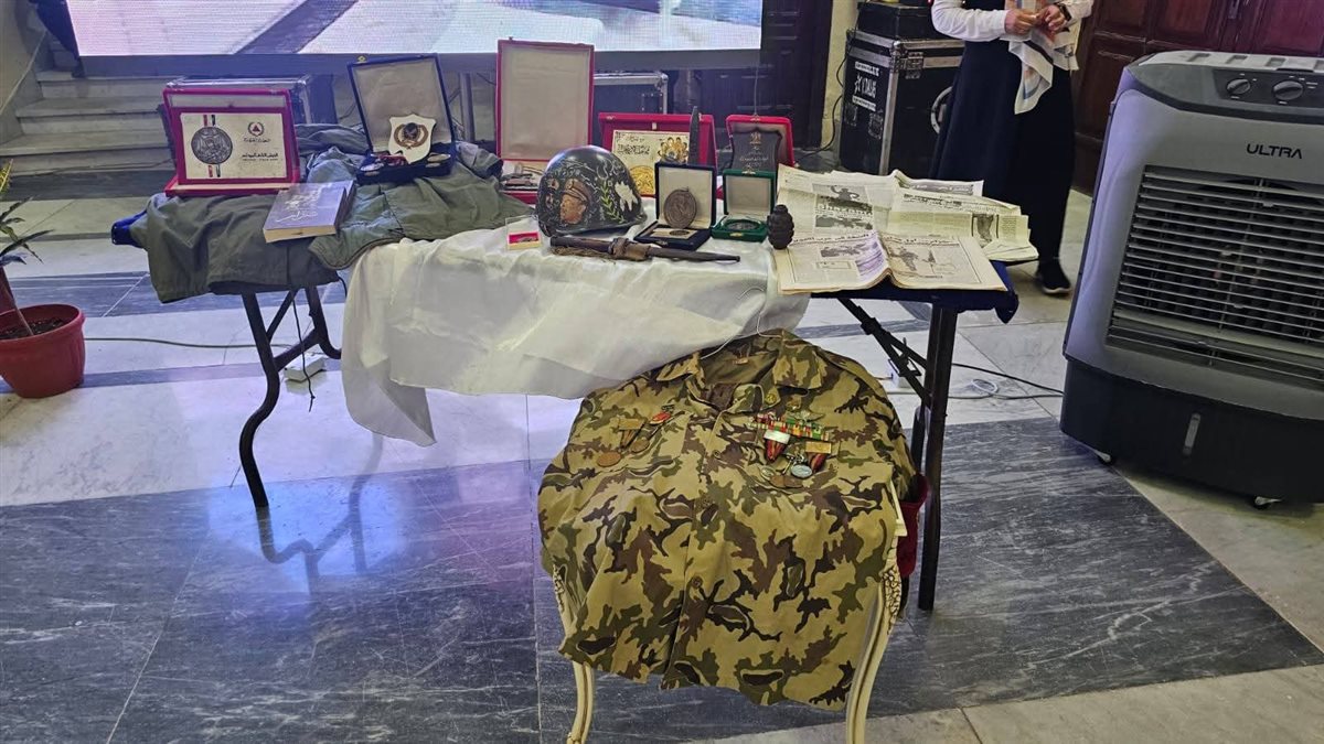 جانب من مقتنيات المعرض، فيتو