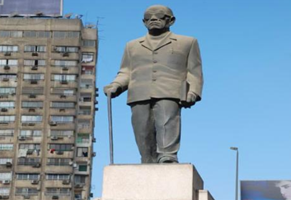 تمثال نجيب محفوظ في ميدان سفنكس، فيتو