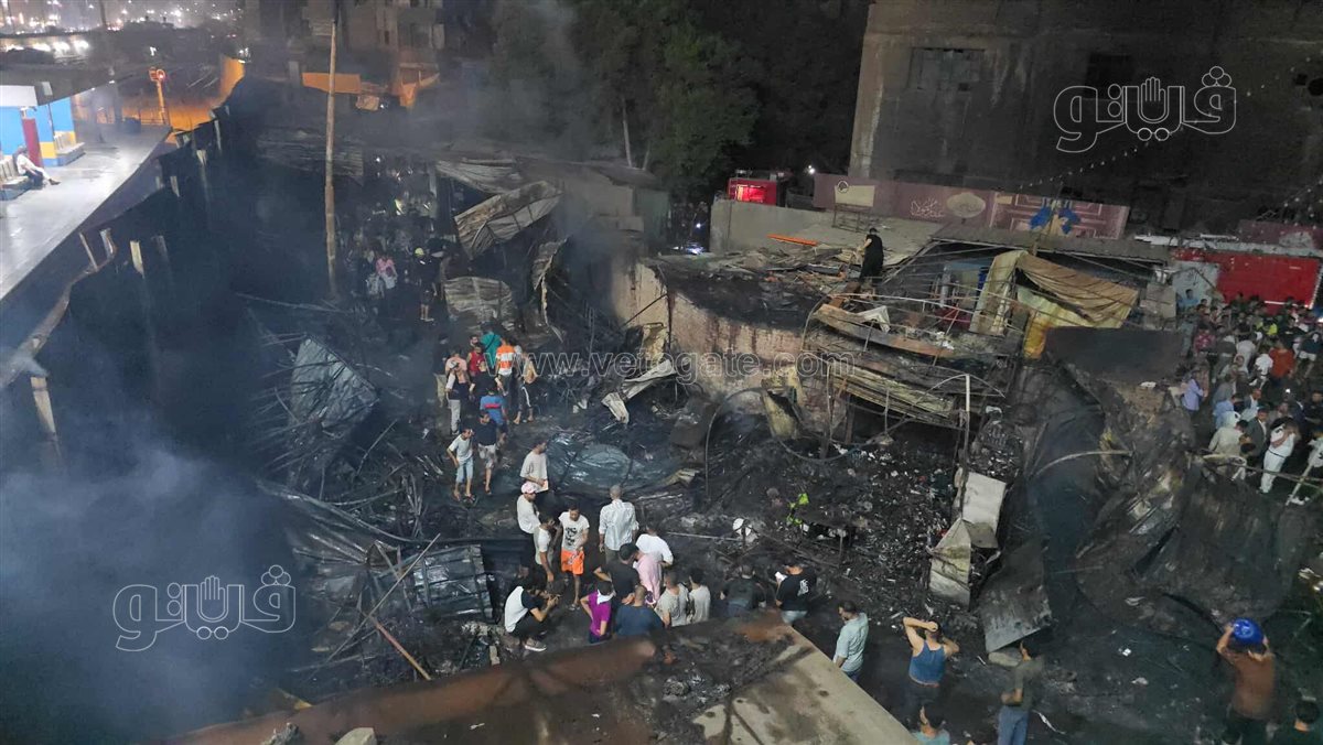  حريق محلات وباكيات شبرا الخيمة (2)