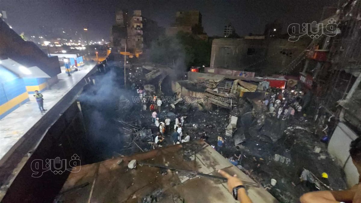  حريق محلات وباكيات شبرا الخيمة (7)