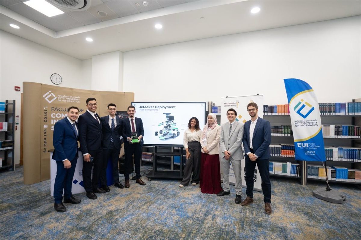 تصميم برنامج للقيادة الذاتية للسيارات