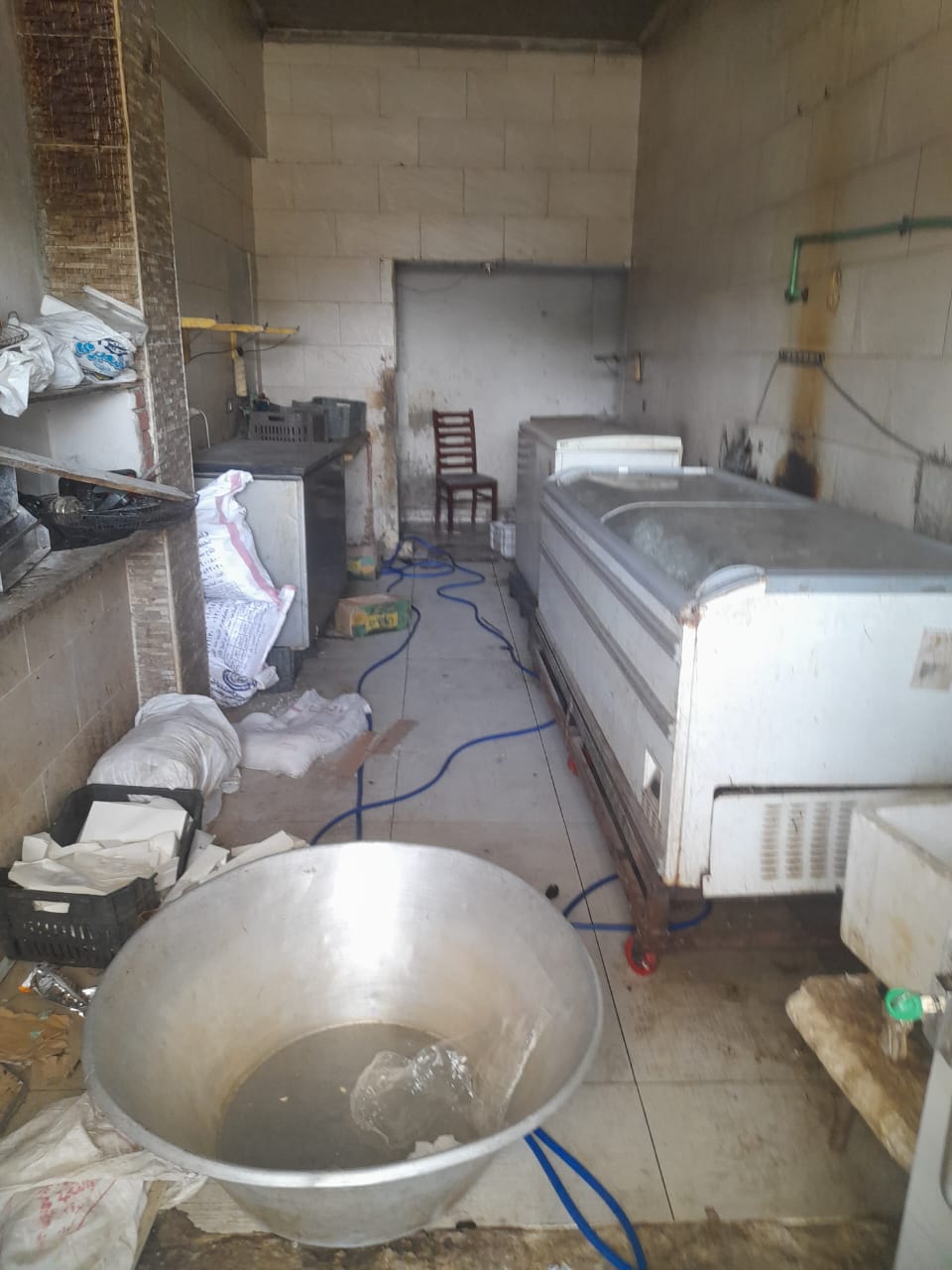 جانب من الحملة، فيتو