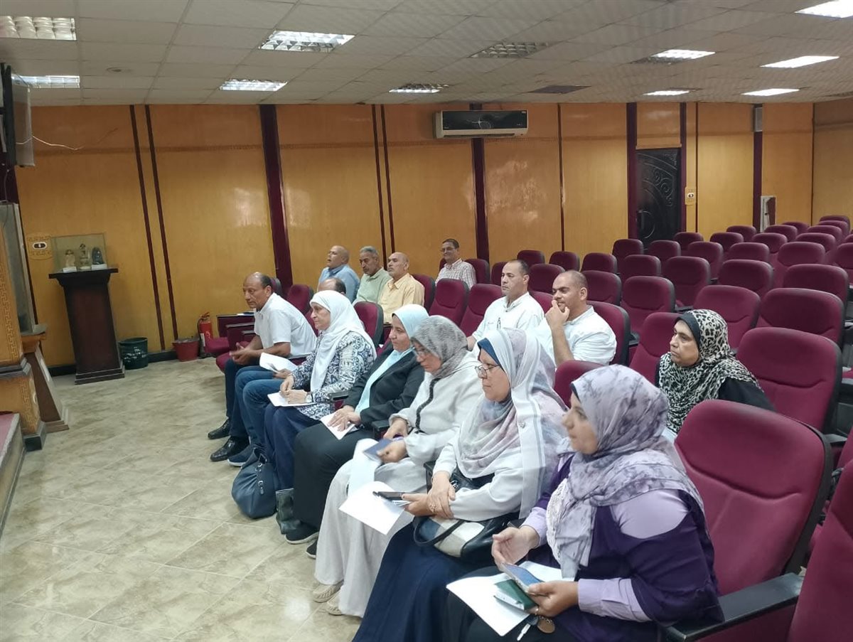 وكيل تعليم البحيرة يعقد اجتماعا مع مديري التعليم الثانوي، فيتو 