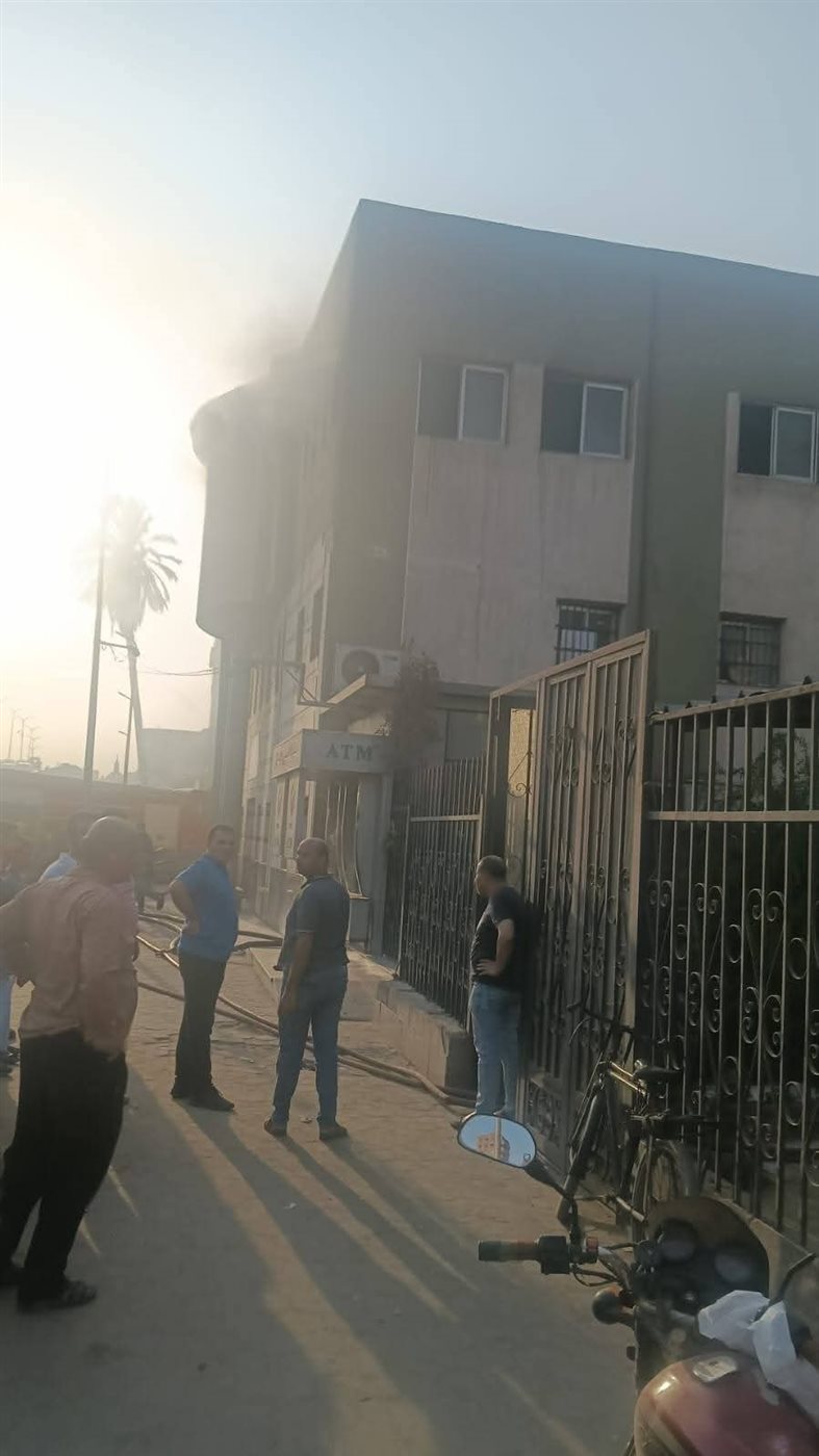 السيطرة على حريق بالإدارة الهندسية بشبرا الخيمة،فيتو