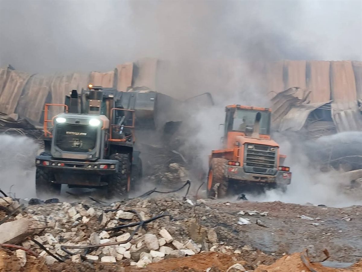 حريق ضخم بمصنع احذية بالخانكة، فيتو 