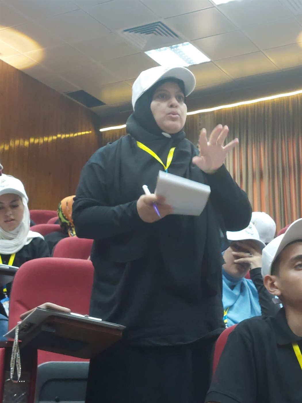 معسكر قادة المستقبل