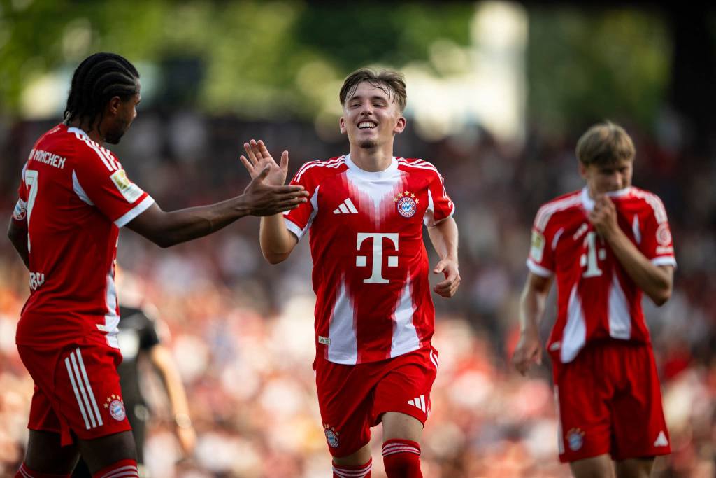 بايرن ميونخ يتخطى جراسهوبرز وديا استعدادا للسوبر الألماني