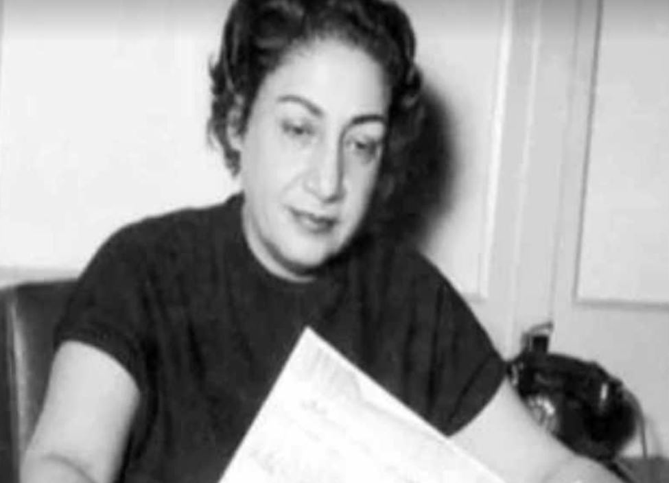 الكاتبة الصحفية أمينة السعيد 