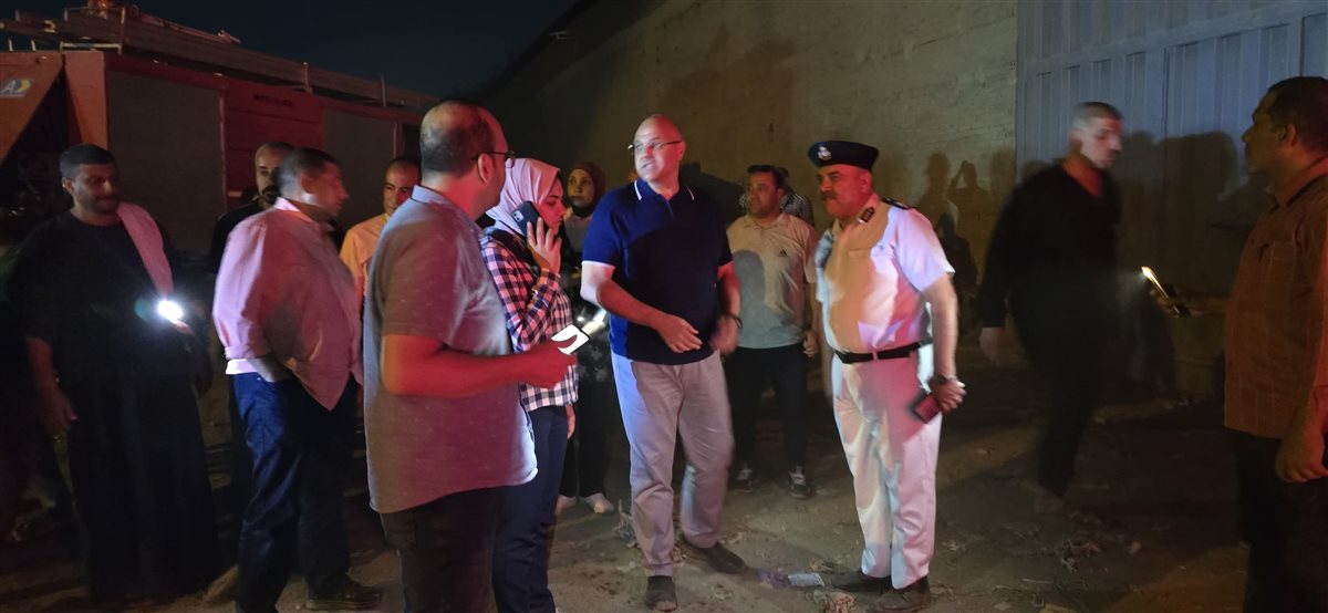 محافظ القليوبية ينتقل لموقع حريق مصنع البلاستيك، فيتو