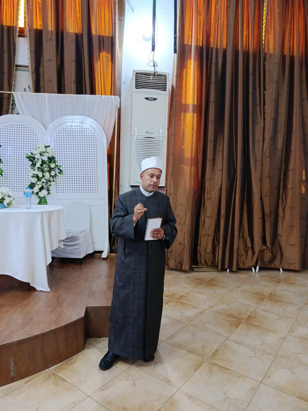 جانب من الاجتماع، فيتو