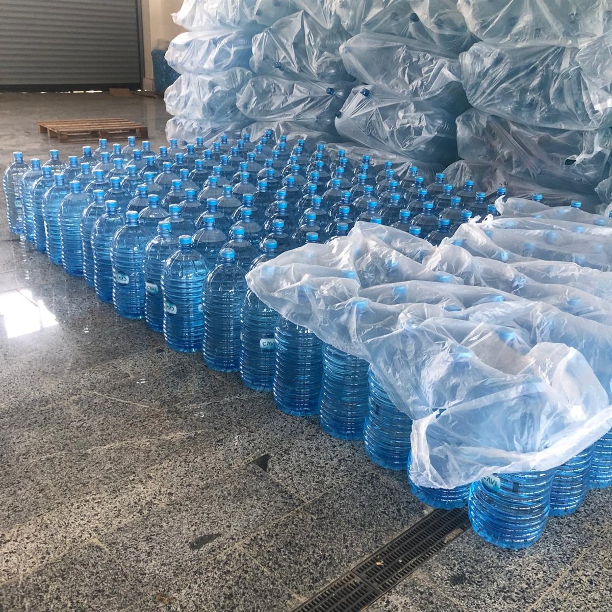 ضبط مصنع مياه غير مرخص ببنها القليوبية،،فيتو