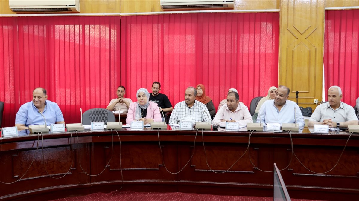 جانب من الاجتماع، فيتو