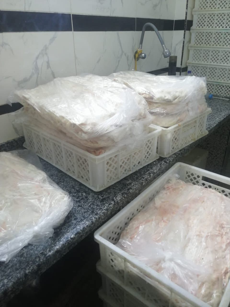 ضبط 3.7 طن منتجات حيوانية مجهولة المصدر بالقليوبية،فيتو 