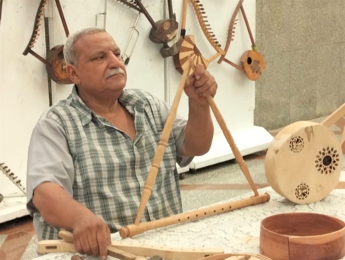 جانب من المعرض والورشة، فيتو