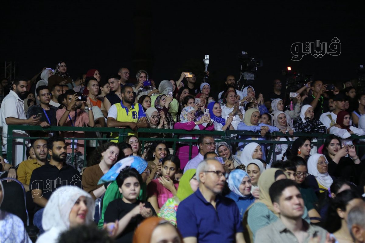 خالد سليم يتألق على مسرح محكي القلعة بعد غياب 7 سنوات (10)