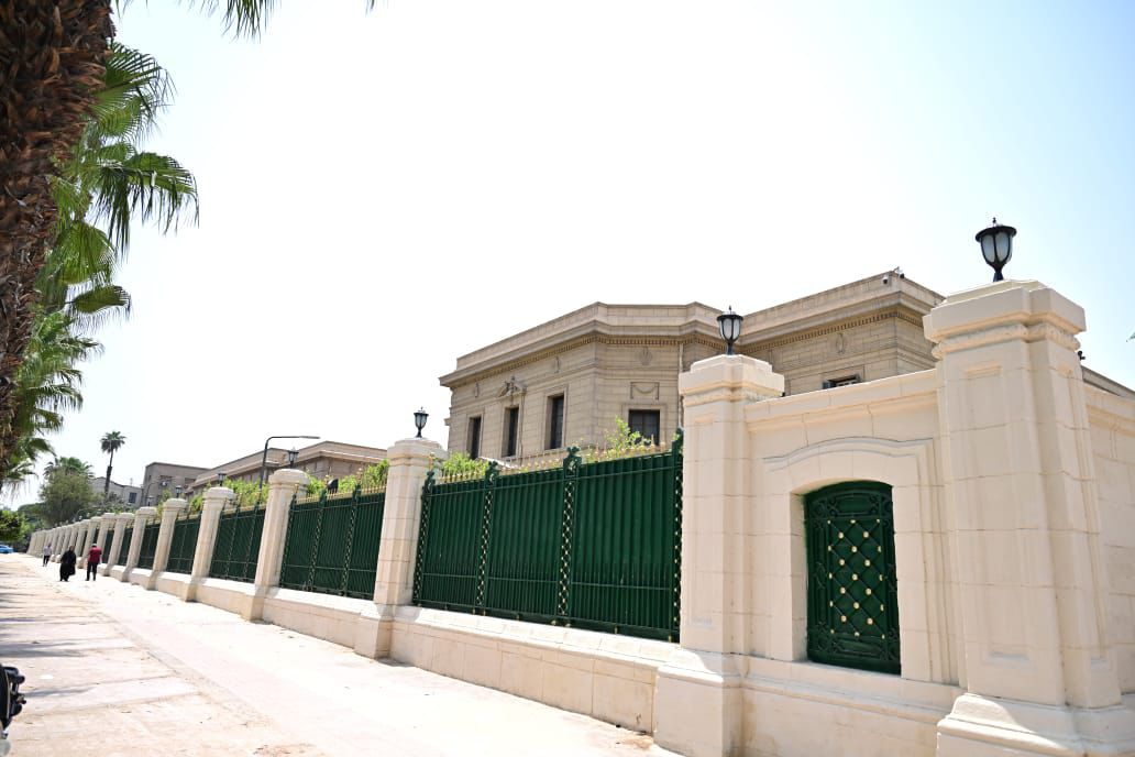 ترميم سور جامعة القاهرة