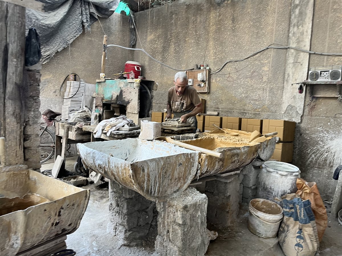 صناعة البلاط المزايكو في البحيرة، فيتو