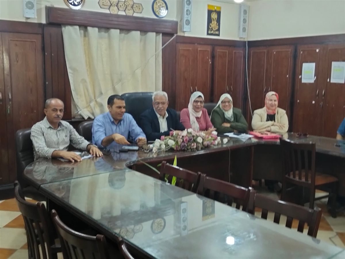 جانب من أعمال غرفة العمليات، فيتو