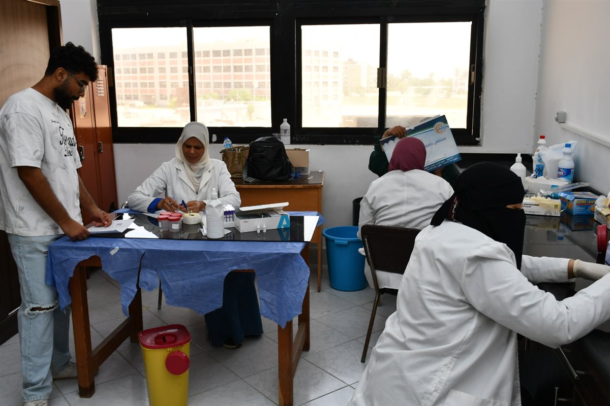 جانب من الكشف على الطلاب، فيتو