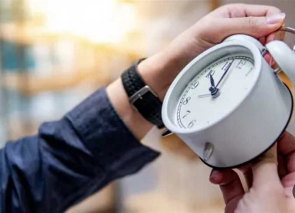 مقترح تعديل ساعات العمل الرسمية، فيتو