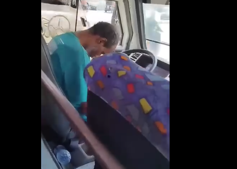 سائق نقل عام تعاطي المخدر أثناء قيادته للسيارة، فيتو