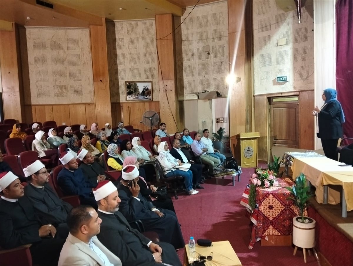 جانب من فعاليات الندوة، فيتو